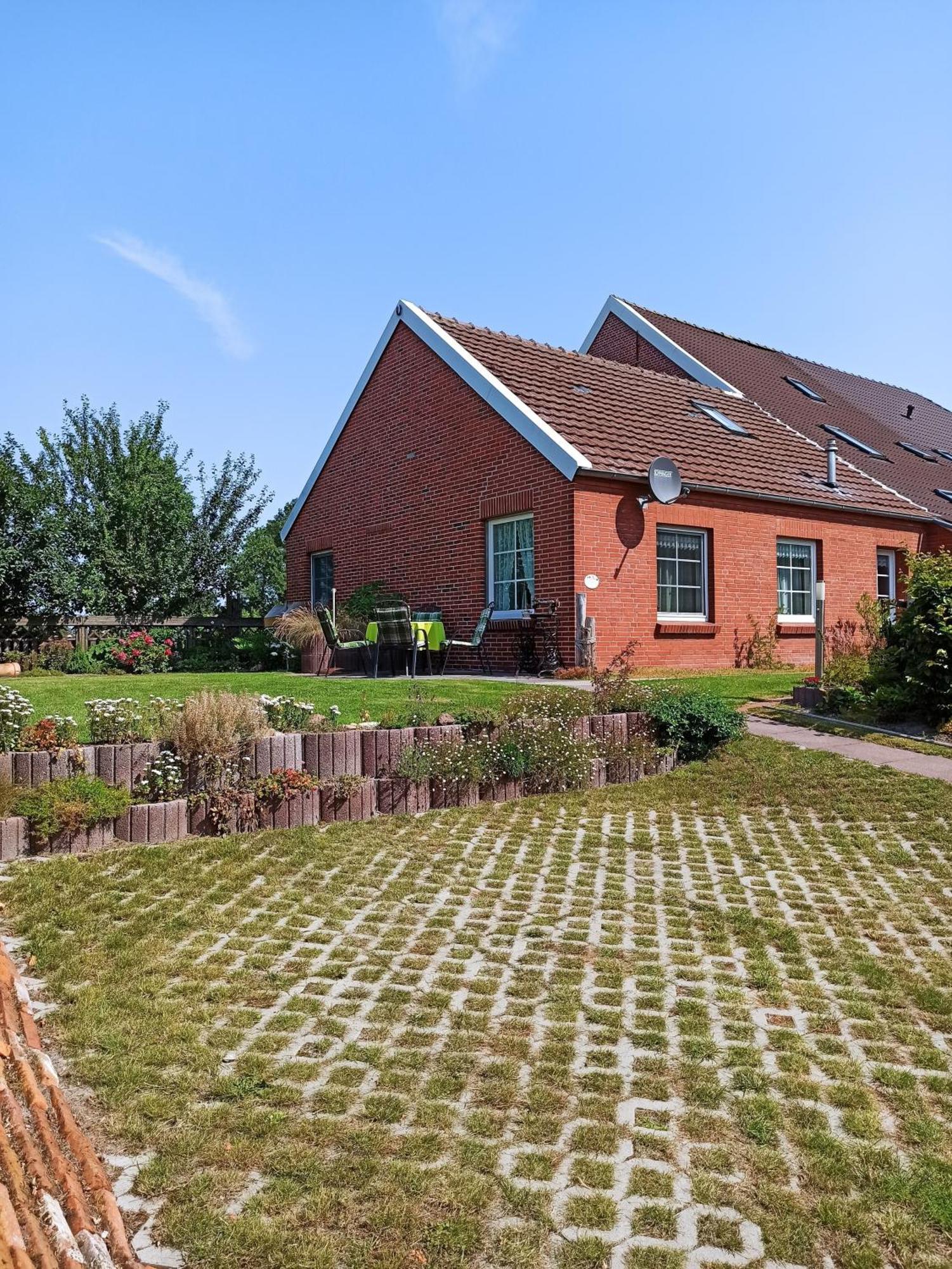 Up Hoecht Osteel